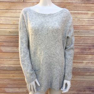 Abercrombie & Fitch Gray Boatneck Stretchy Sweater